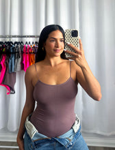 Load image into Gallery viewer, BROWN BODYSUIT
