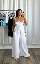 Load image into Gallery viewer, WHITE LINEN PANTS SET
