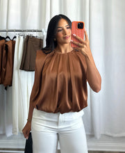 Load image into Gallery viewer, CARAMEL SATIN TOP
