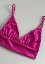 Load image into Gallery viewer, VALENTINE&#39;S FUCHSIA TOP

