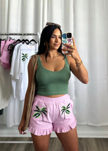 Load image into Gallery viewer, GREEN PALM BASIC TOP
