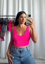 Load image into Gallery viewer, FUCHSIA BASIC TOP
