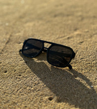 Load image into Gallery viewer, &quot;CARIBE&quot; SUNGLASSES
