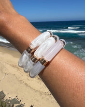 Load image into Gallery viewer, &quot;WHITE SUMMER&quot; BRACELETS (SET DE 2)
