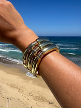 Load image into Gallery viewer, &quot;GOLDEN SUMMER&quot; BRACELETS (SET DE 2)
