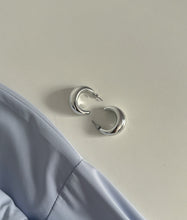 Load image into Gallery viewer, SILVER EARRINGS
