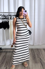 Load image into Gallery viewer, &quot;LOUISE&quot; MAXI DRESS
