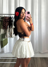 Load image into Gallery viewer, WHITE SKORT
