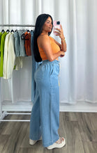 Load image into Gallery viewer, DENIM PANTS | (PRE-ORDEN ABIERTA | LLEGAN DEL 2 AL 6 DE FEBRERO)

