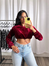 Load image into Gallery viewer, &quot;HOLLY&quot; TOP
