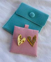 Load image into Gallery viewer, &quot;SWEET HEART&quot; EARRINGS
