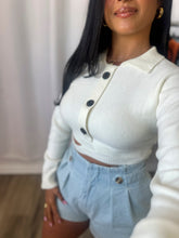 Load image into Gallery viewer, DENIM SHORT
