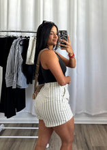 Load image into Gallery viewer, BEIGE STRIPED LINEN SHORTS
