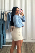 Load image into Gallery viewer, BLUE SWEATER TOP
