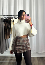 Load image into Gallery viewer, IVORY SWEATER
