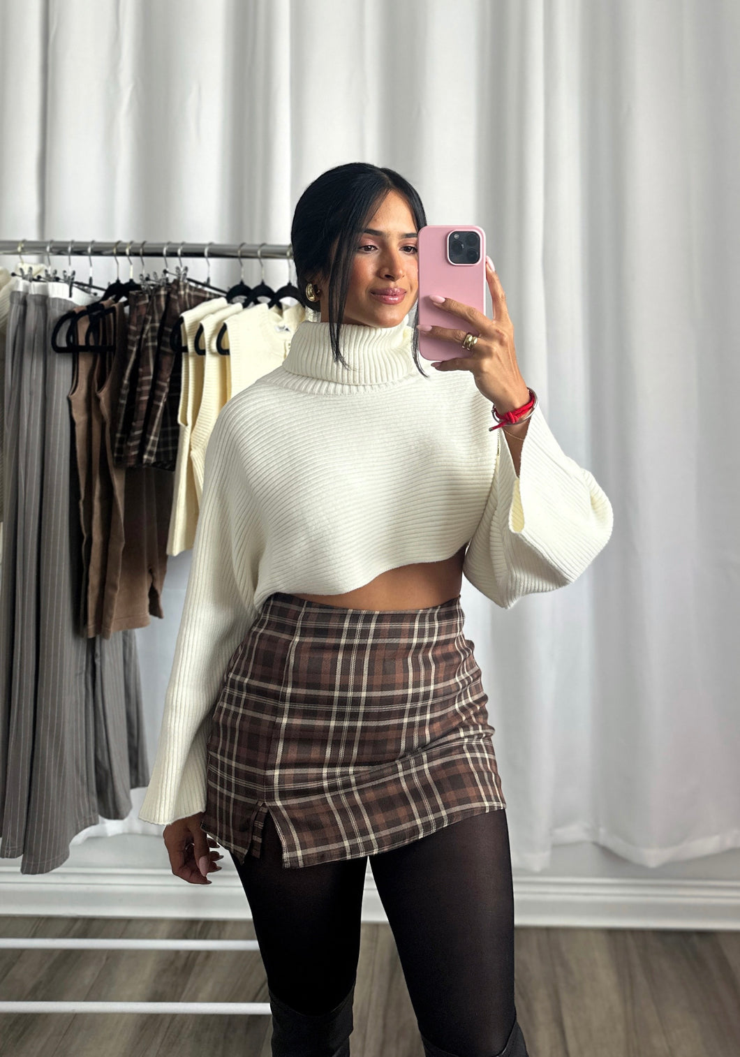 IVORY SWEATER