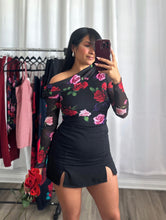 Load image into Gallery viewer, BLACK SKORT
