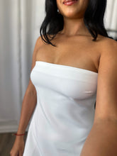 Load image into Gallery viewer, CHIC WHITE DRESS
