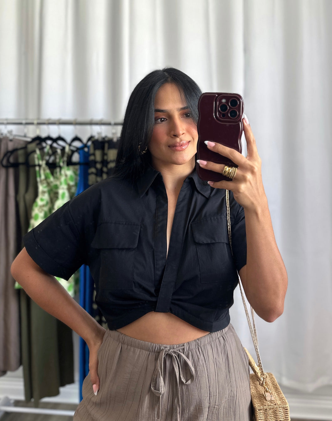 BLACK POCKET TOP