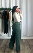 Load image into Gallery viewer, NUDE LONG SLEEVE TOP (PRE-ORDEN ABIERTA | LLEGAN DEL 8 AL 12 DE DICIEMBRE)
