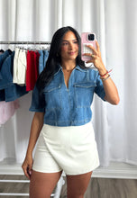 Load image into Gallery viewer, DENIM TOP | (PRE-ORDEN ABIERTA | LLEGAN DEL 9 AL 13 DE FEBRERO)

