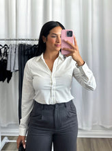Load image into Gallery viewer, IVORY SHIRT
