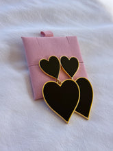 Load image into Gallery viewer, &quot;BLACK HEART&quot; EARRINGS
