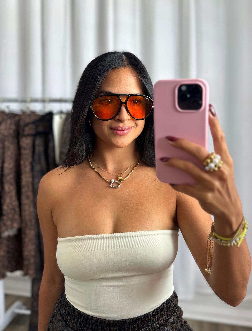 ORANGE SUNGLASSES
