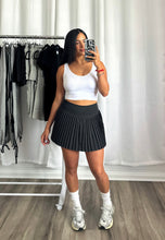 Load image into Gallery viewer, BLACK TENNIS SKIRT
