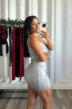 Load image into Gallery viewer, ONE SHOULDER SILVER DRESS
