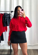 Load image into Gallery viewer, RED BUTTON SHIRT
