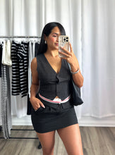 Load image into Gallery viewer, BLACK &amp; WHITE VEST SET

