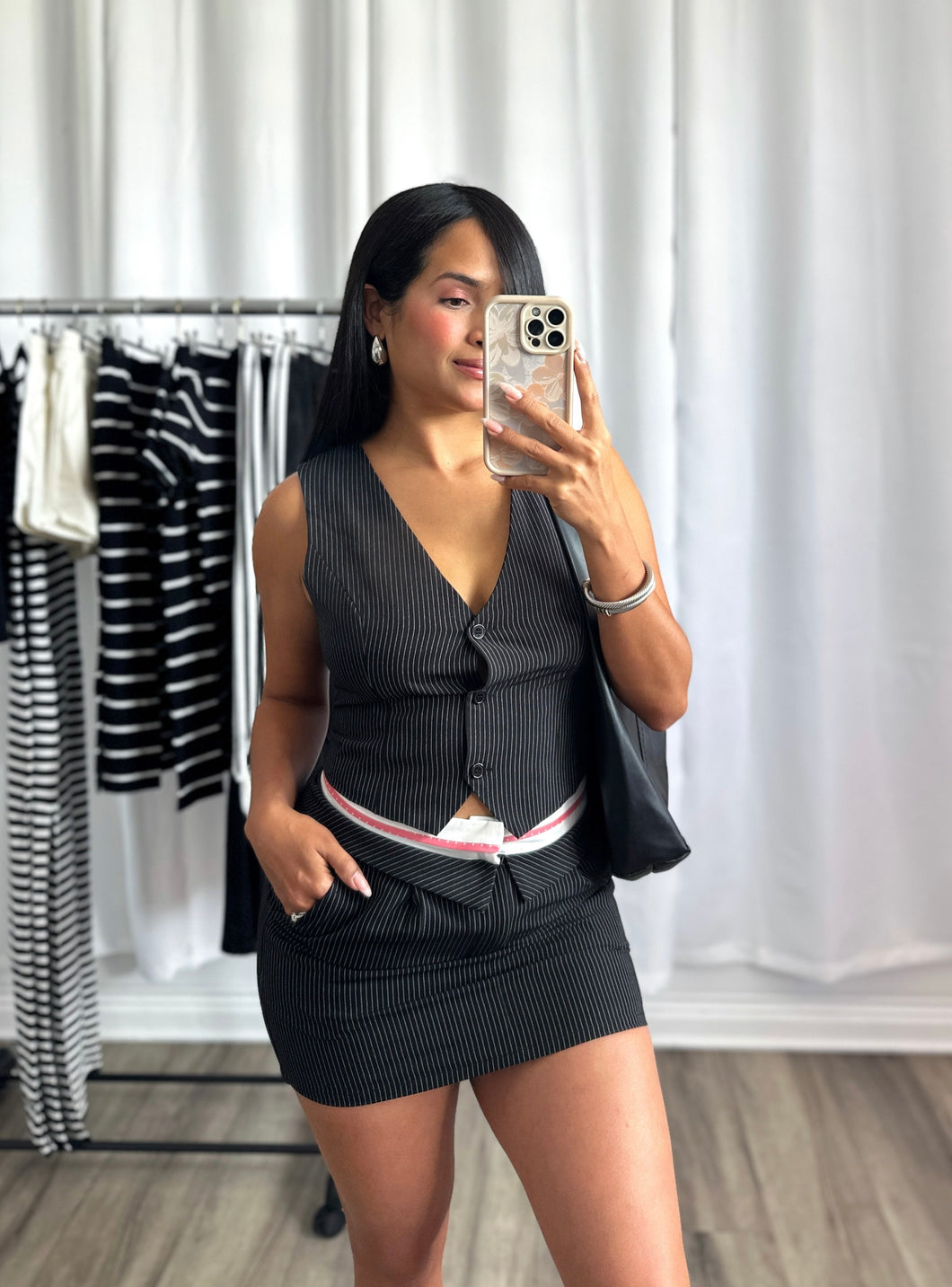 BLACK & WHITE VEST SET