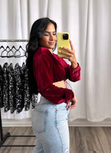 Load image into Gallery viewer, &quot;HOLLY&quot; TOP
