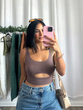 Load image into Gallery viewer, BROWN BASIC TOP
