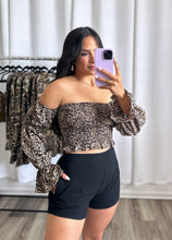 Load image into Gallery viewer, &quot;LEOPARD&quot; OFF SHOULDER TOP
