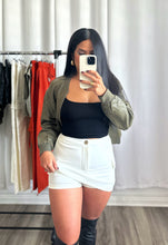 Load image into Gallery viewer, WHITE CARGO SKORT
