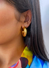 Load image into Gallery viewer, &quot;ADDY&quot; GOLD EARRINGS
