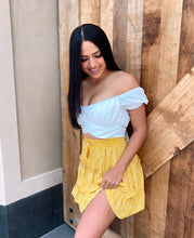 Load image into Gallery viewer, &quot;SAMIRA&quot; TOP
