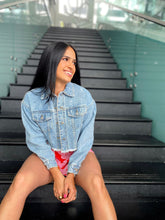 Load image into Gallery viewer, (RESTOCK) &quot;DANA&quot; DENIM JACKET
