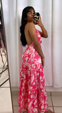 Load image into Gallery viewer, MAXI DRESS BACKLESS (SMALL)
